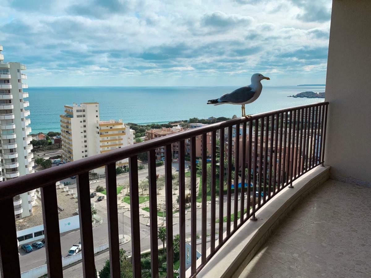 Panoramic Apartment In Portimao: Ocean View, Wifi Kültér fotó