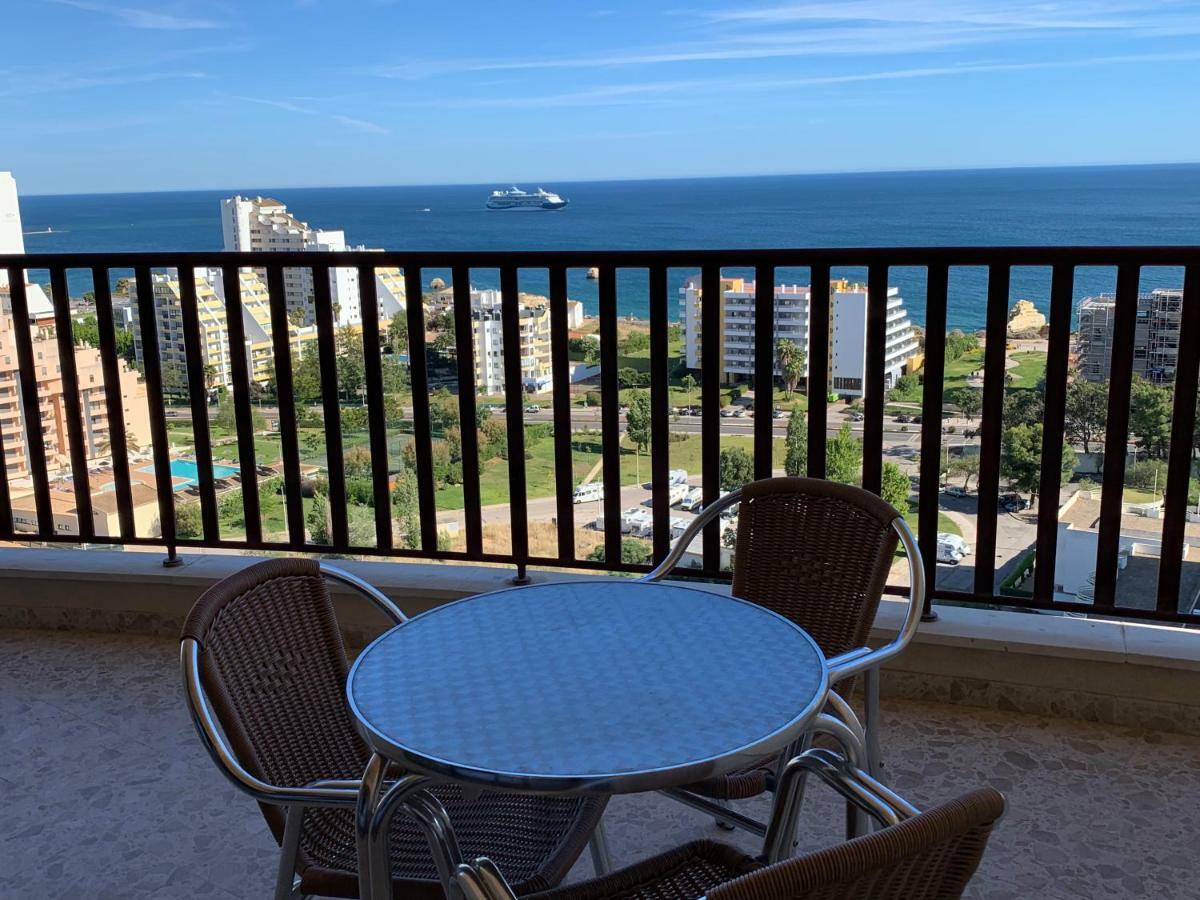 Panoramic Apartment In Portimao: Ocean View, Wifi Kültér fotó