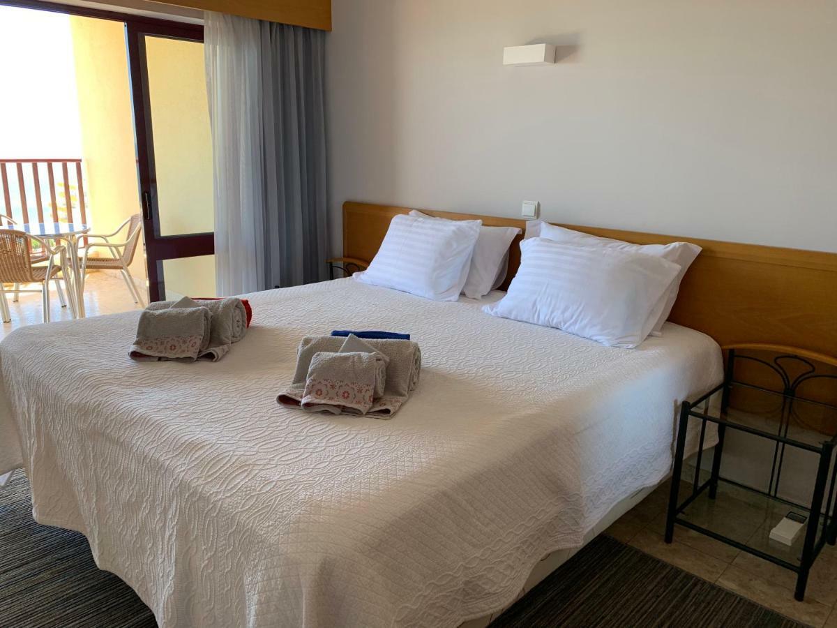 Panoramic Apartment In Portimao: Ocean View, Wifi Kültér fotó